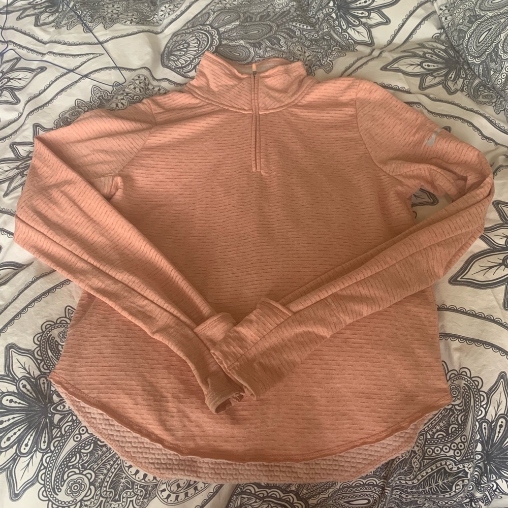 Nike top